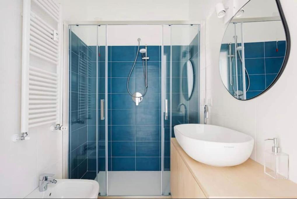 Luxury One Bedroom Corso Buenos Aires Milan Exterior photo