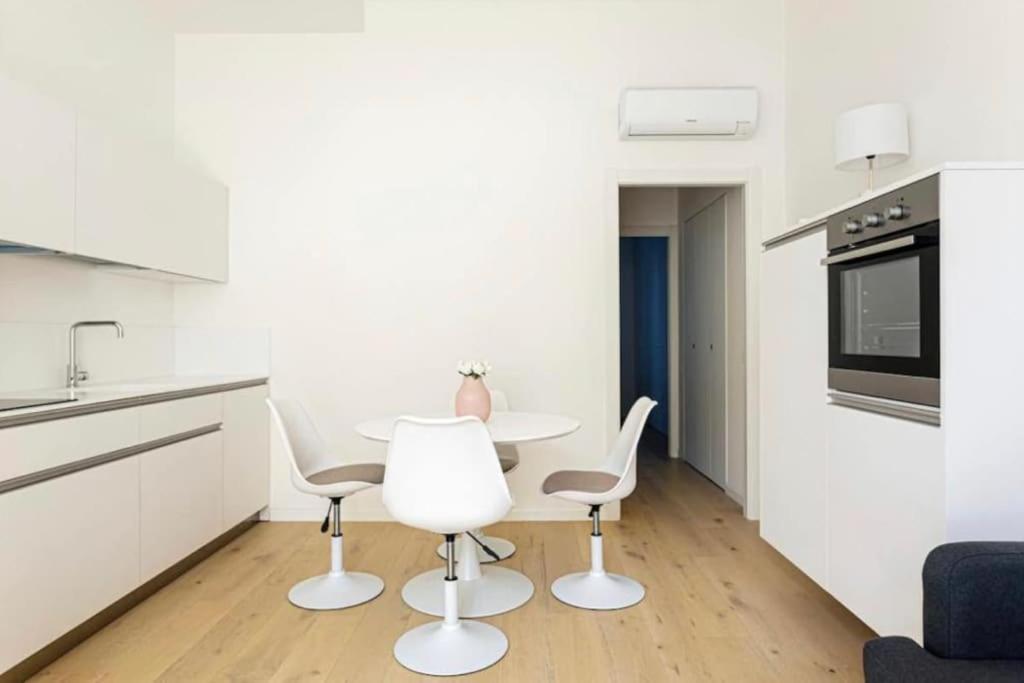 Luxury One Bedroom Corso Buenos Aires Milan Exterior photo